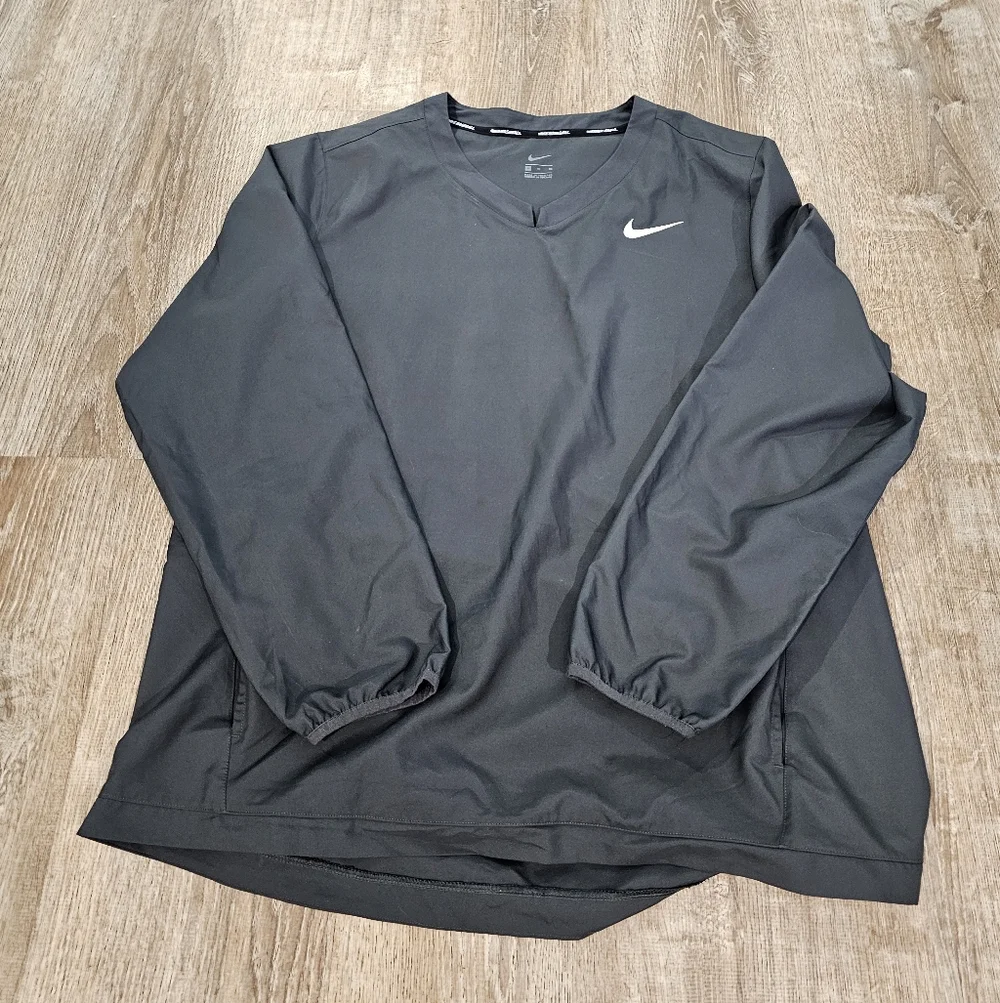 Mens Nike Basrball Pullover